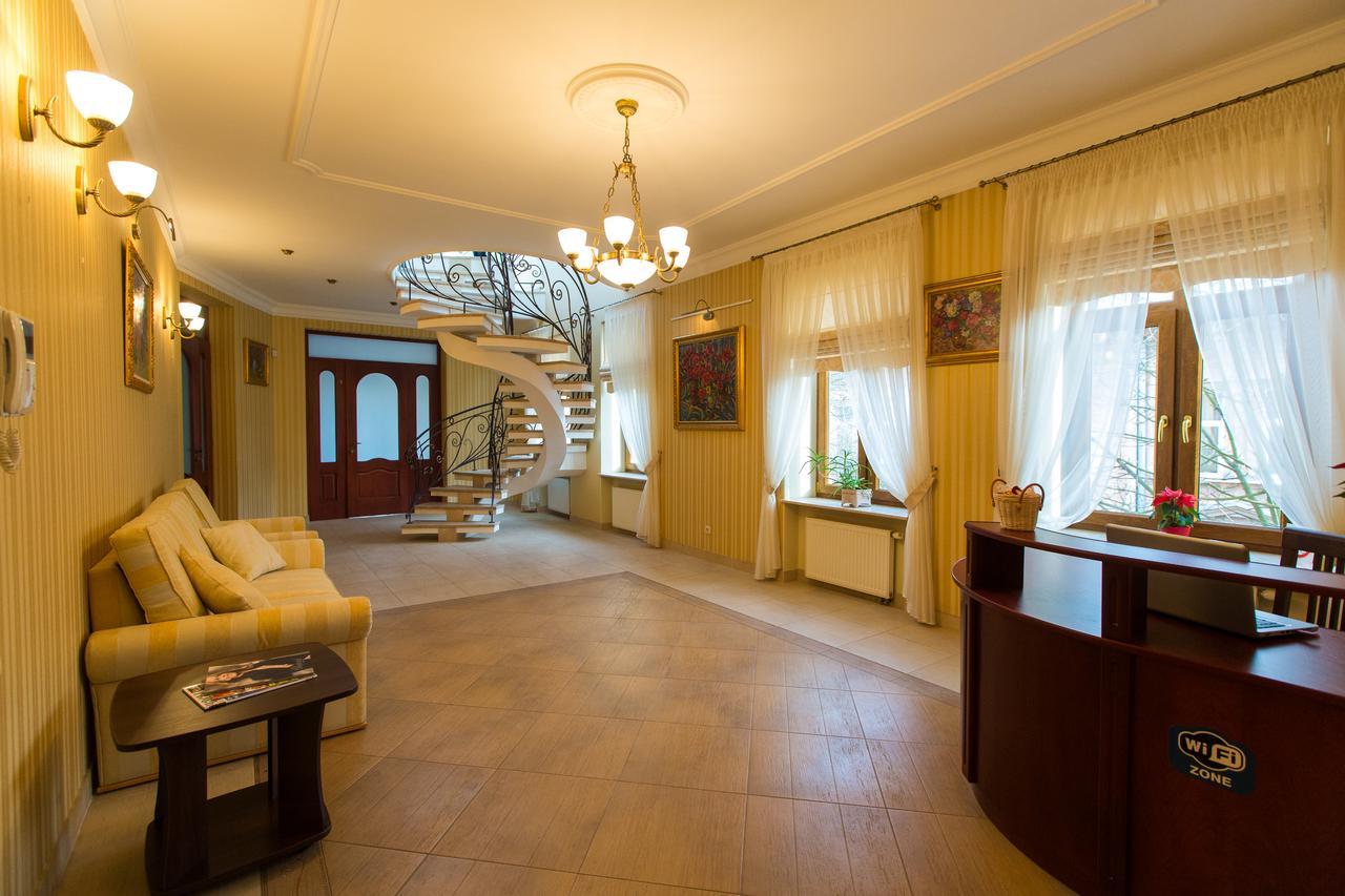 10 Rooms ลวีฟ ภายนอก รูปภาพ