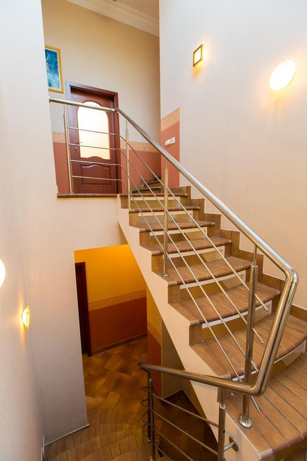 10 Rooms ลวีฟ ภายนอก รูปภาพ