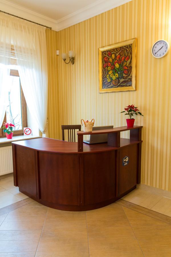 10 Rooms ลวีฟ ภายนอก รูปภาพ