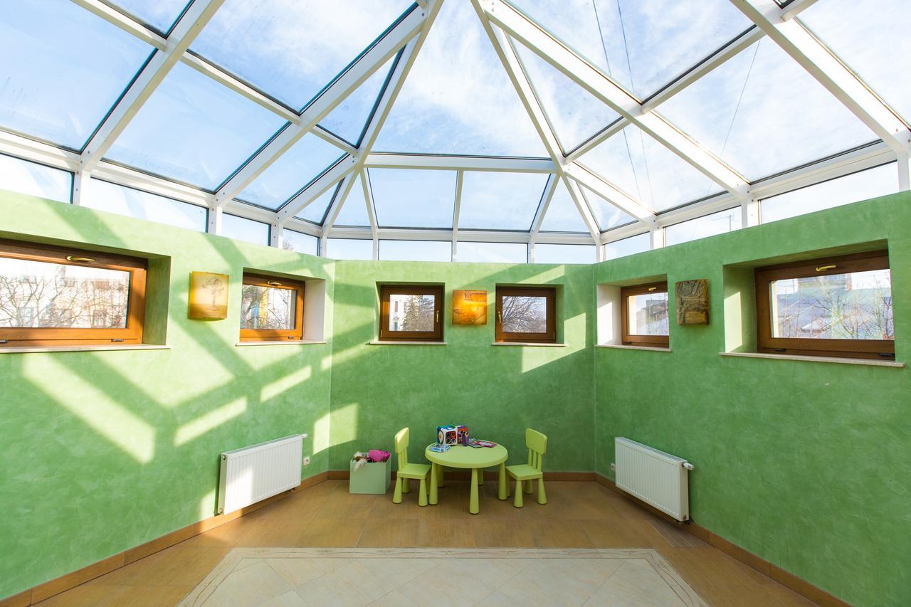 10 Rooms ลวีฟ ภายนอก รูปภาพ