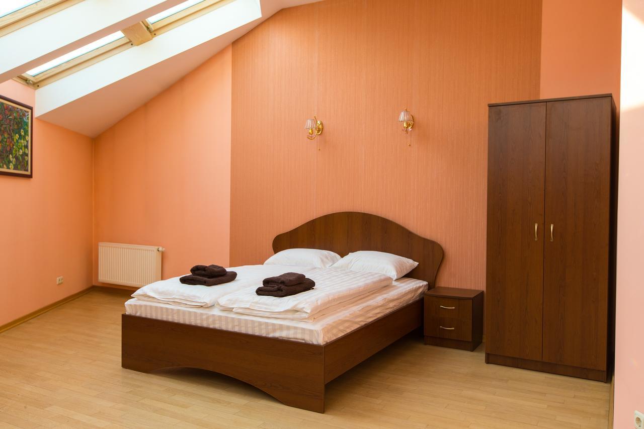 10 Rooms ลวีฟ ภายนอก รูปภาพ