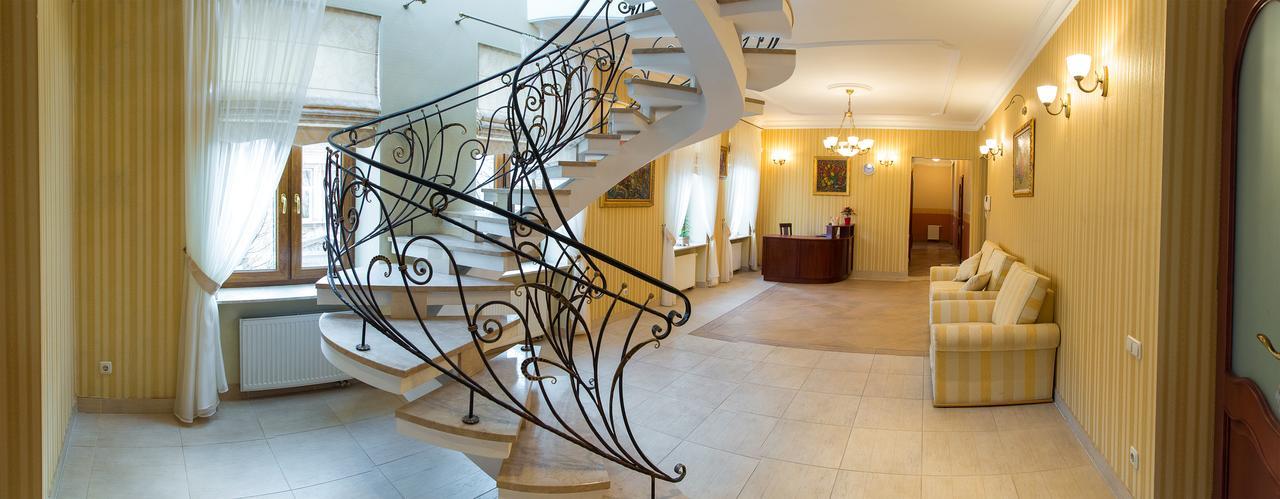 10 Rooms ลวีฟ ภายนอก รูปภาพ